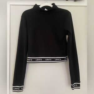 Levi‘s Crop Top Pullover Black Size M with Levi’s logo on trim in white